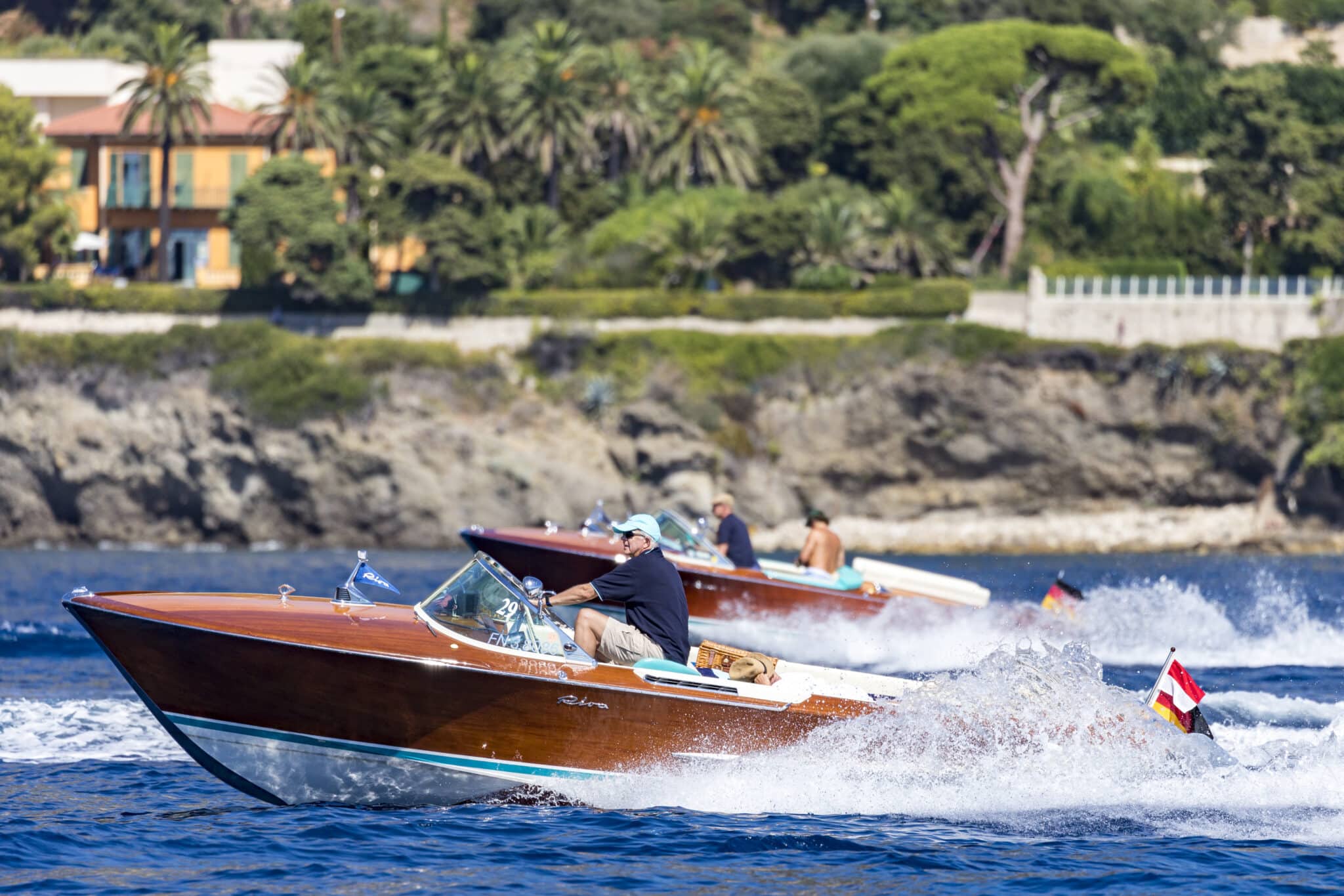 Regolarity challenge for motorboats